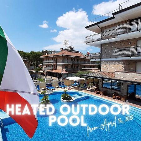 Hotel & Wellness Fra I Pini Lignano Sabbiadoro Extérieur photo