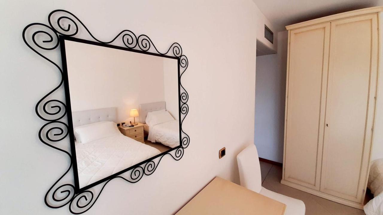 Hotel & Wellness Fra I Pini Lignano Sabbiadoro Extérieur photo