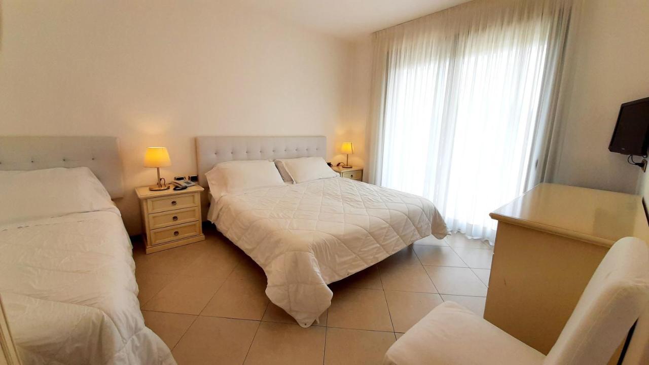 Hotel & Wellness Fra I Pini Lignano Sabbiadoro Extérieur photo
