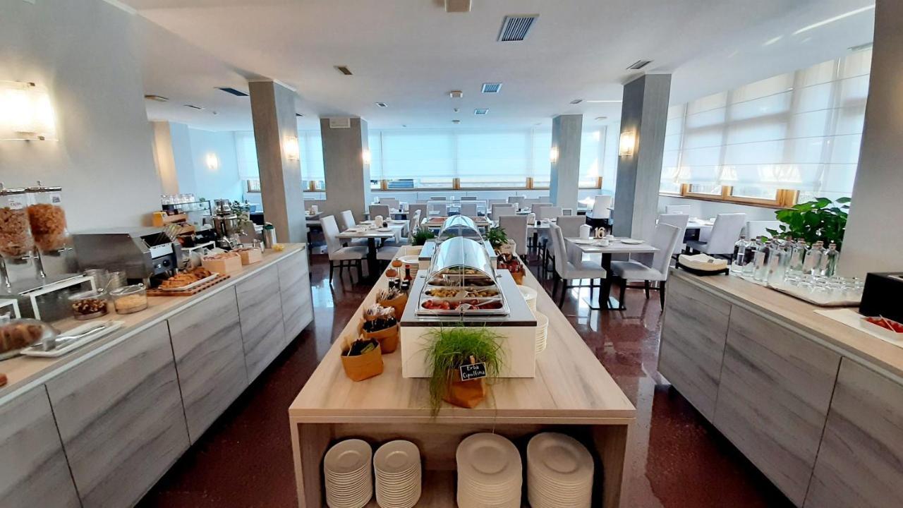 Hotel & Wellness Fra I Pini Lignano Sabbiadoro Extérieur photo
