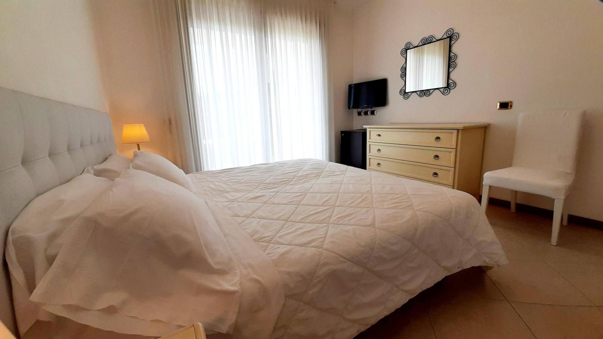 Hotel & Wellness Fra I Pini Lignano Sabbiadoro Extérieur photo