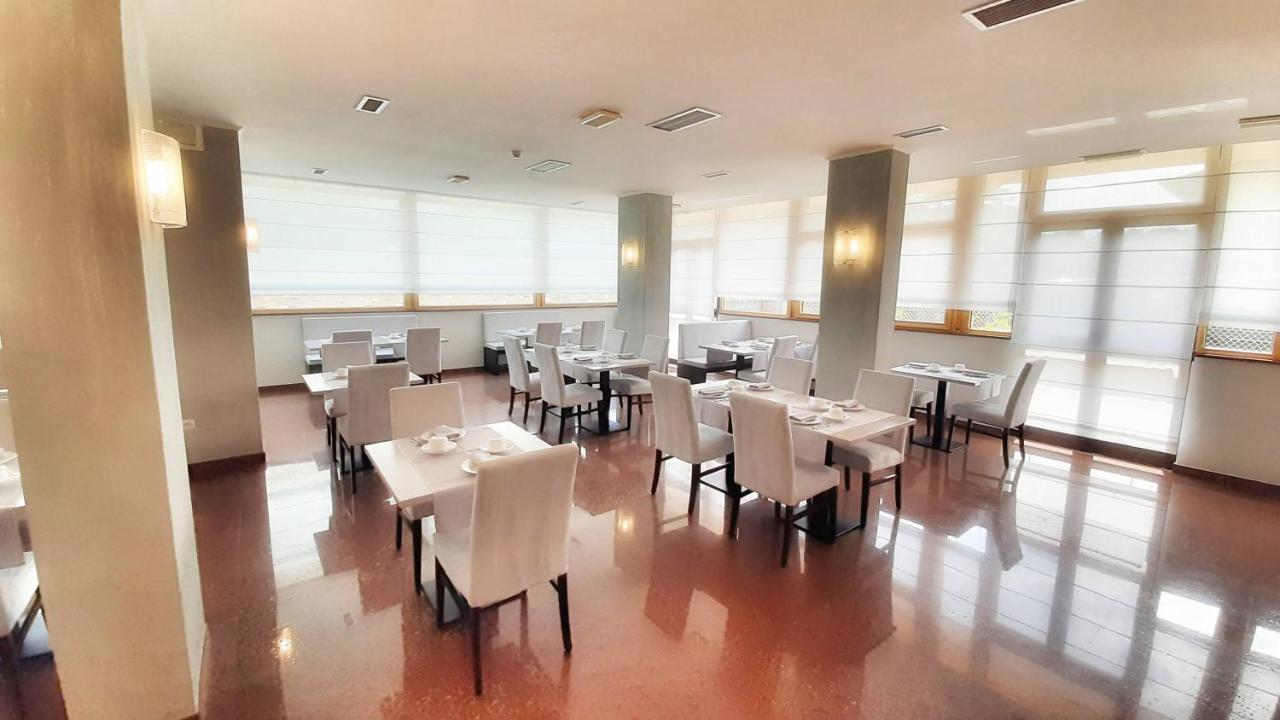 Hotel & Wellness Fra I Pini Lignano Sabbiadoro Extérieur photo